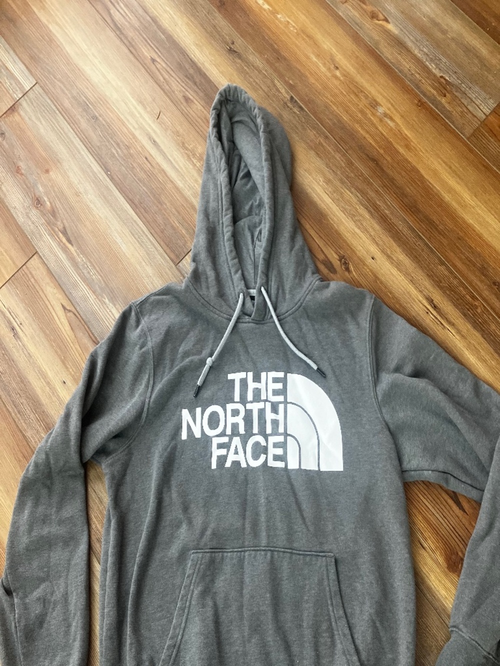 The North Face Mens Gray Pullover Hoodie Logo Graphic Sweatshirt Small